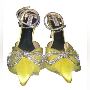 Badgley Mischka Yellow Satin Pointed-Toe Heels with Crystal Bow